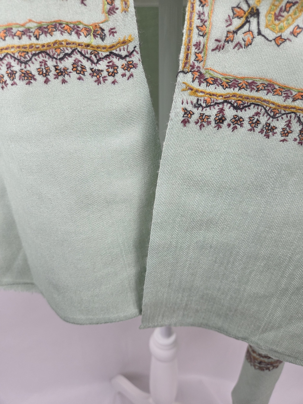 Kashmiri Sozni Hand-Embroidered Pashmina Shawl – Sage Green Floral Wrap - Picture 6 of 11